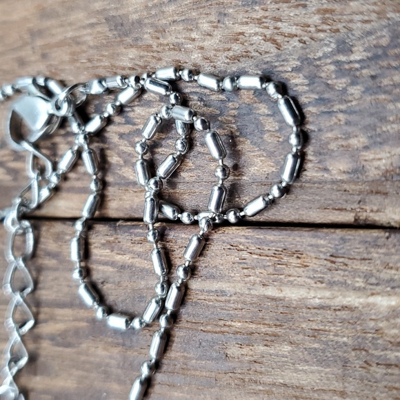 Silver tone bullet beaded spacer necklace N3324 - Picture 2 of 2